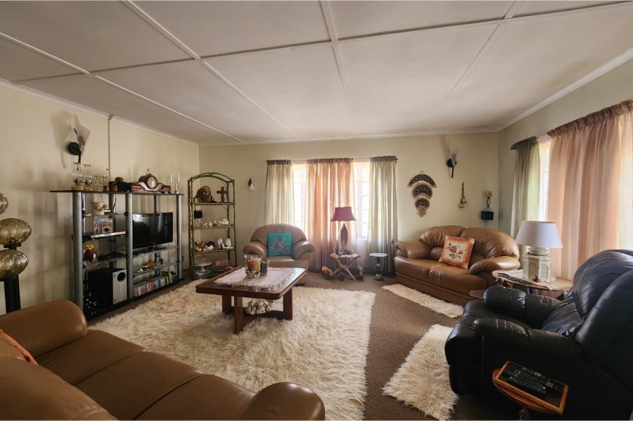 3 Bedroom Property for Sale in Noorsekloof Eastern Cape